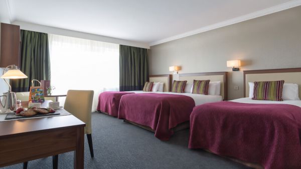Classic Family Room Rochestown Park Hotel